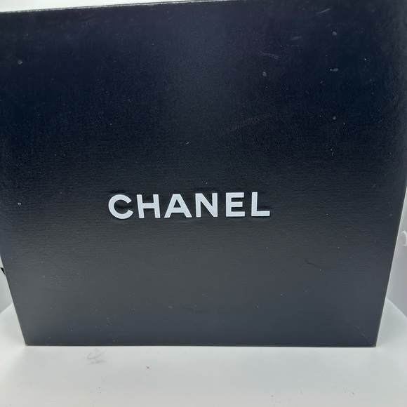 Sold-CHANEL Platform Pump Patent Leather Cap Toe Brown Black Silver Sz 38 - Picture 7 of 11